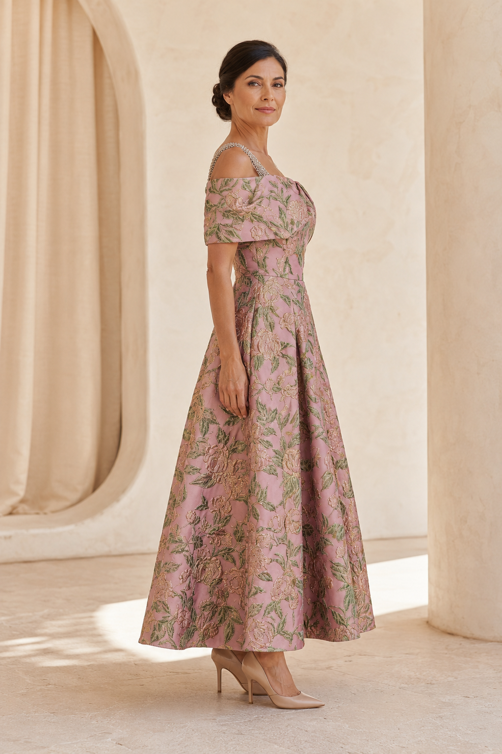 Blumen-Jacquard-Abendkleid mit Carmen-Ausschnitt in A-Linie
