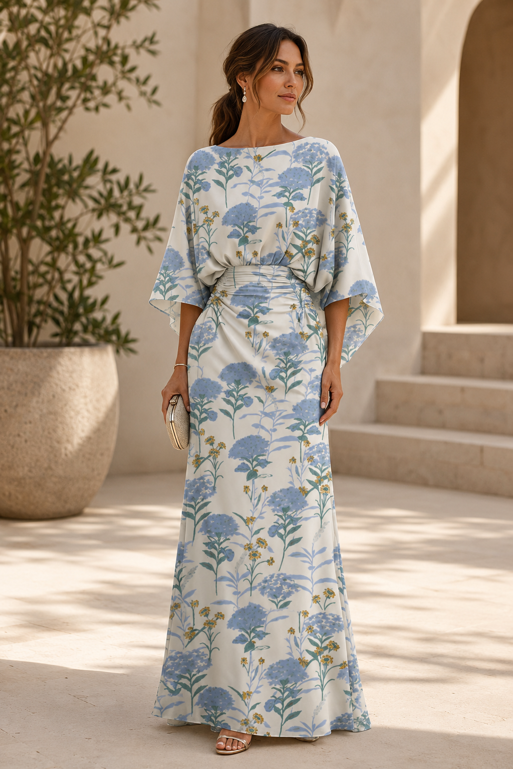 Maxikleid mit Blumenmuster, U-Boot-Ausschnitt und Glockenärmeln