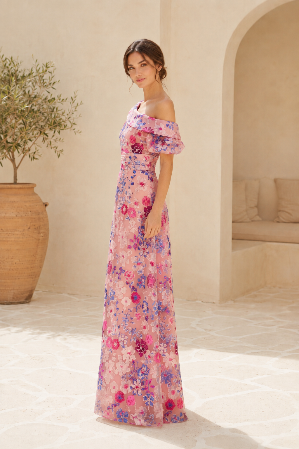 Ein-Schulter-Abendkleid in A-Linie mit Blumenstickerei