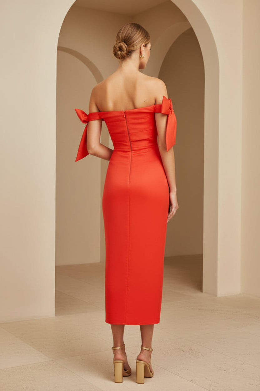 Schulterfreies Midi-Kleid mit Schleife