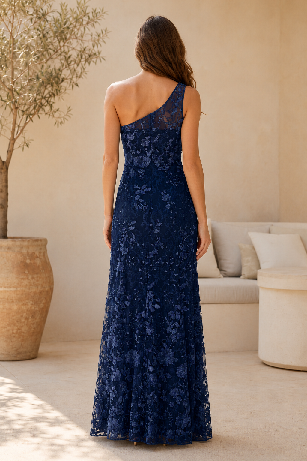 Abendkleid mit Blumenspitze und einer Schulter