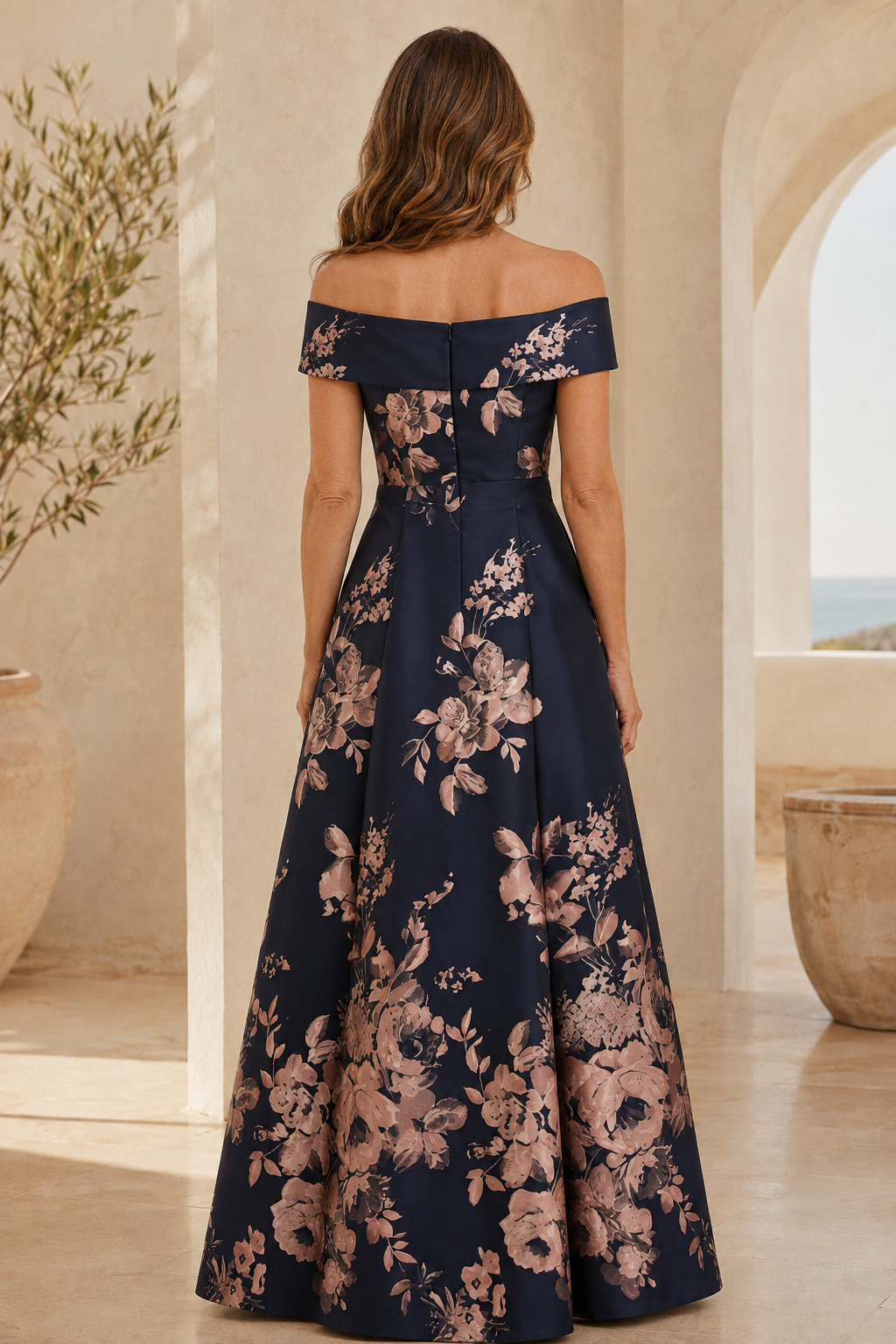 Schulterfreies, geblümtes A-Linien-Abendkleid