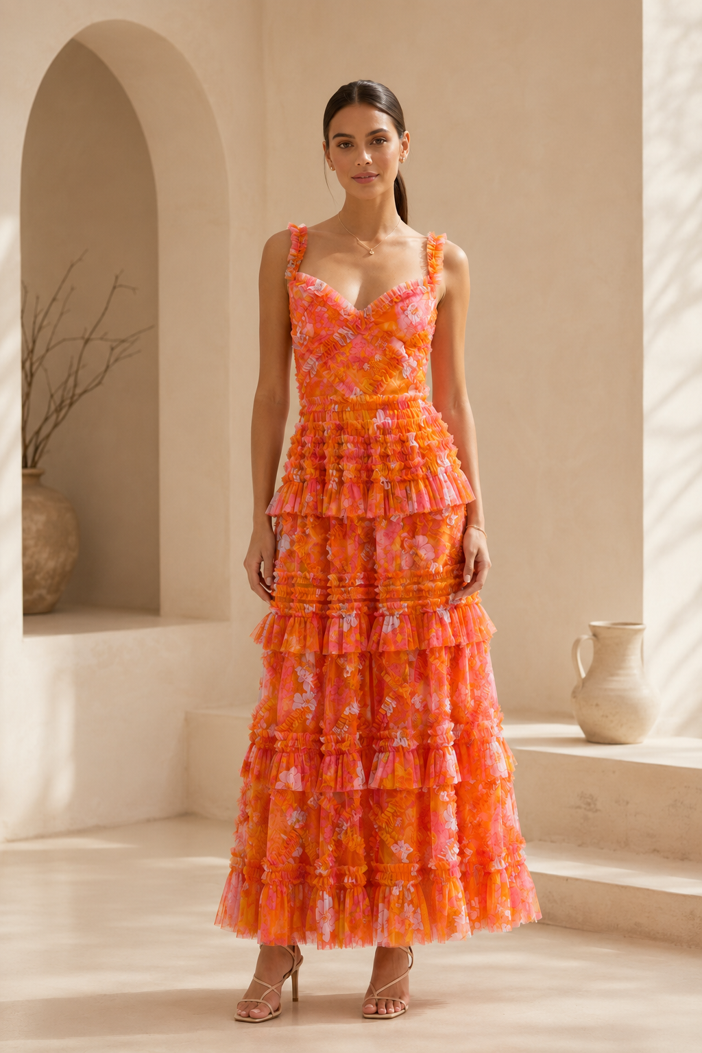 Gestuftes Rüschen-Maxikleid mit Blumenmuster