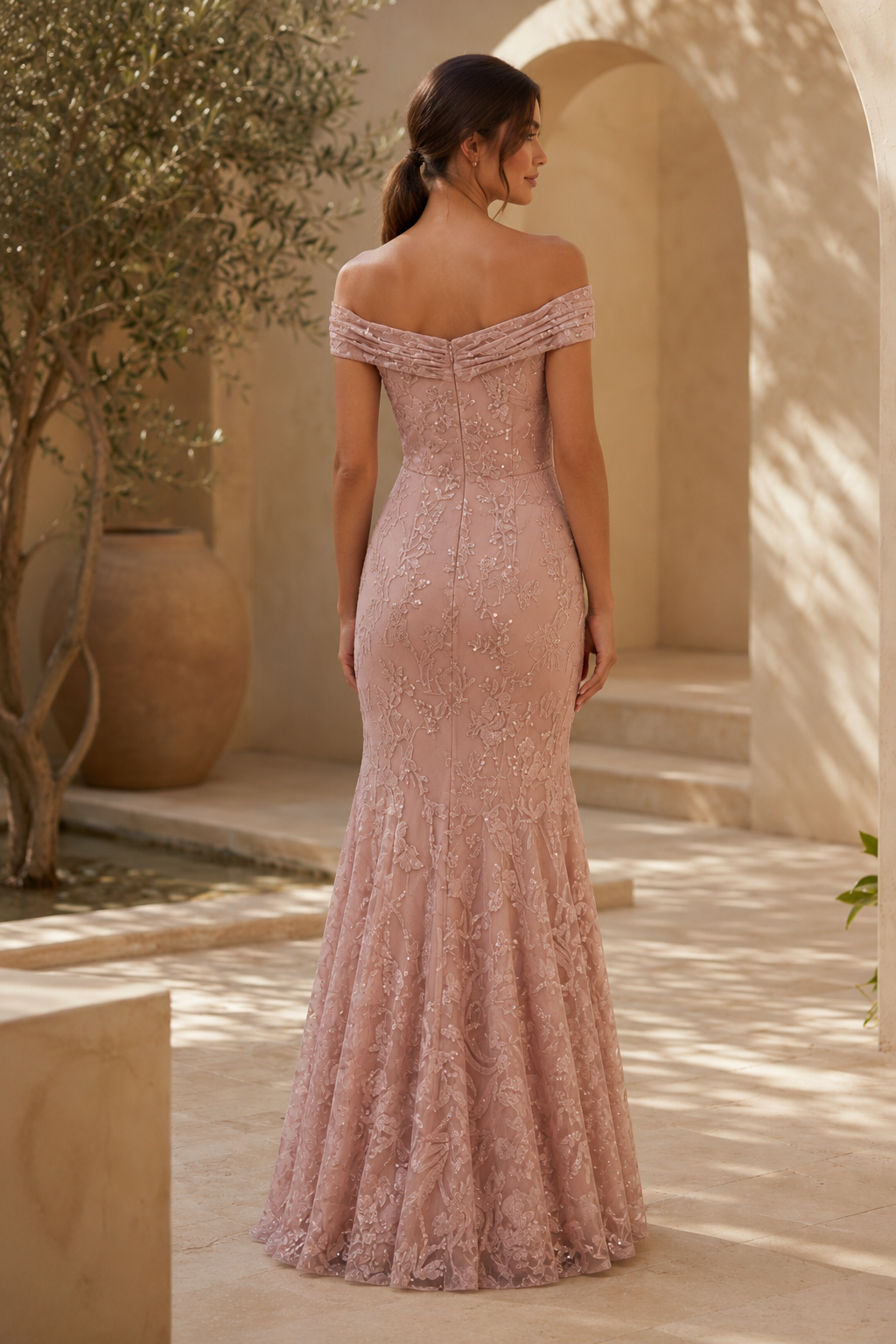 Schulterfreies Meerjungfrauen-Abendkleid aus Spitze