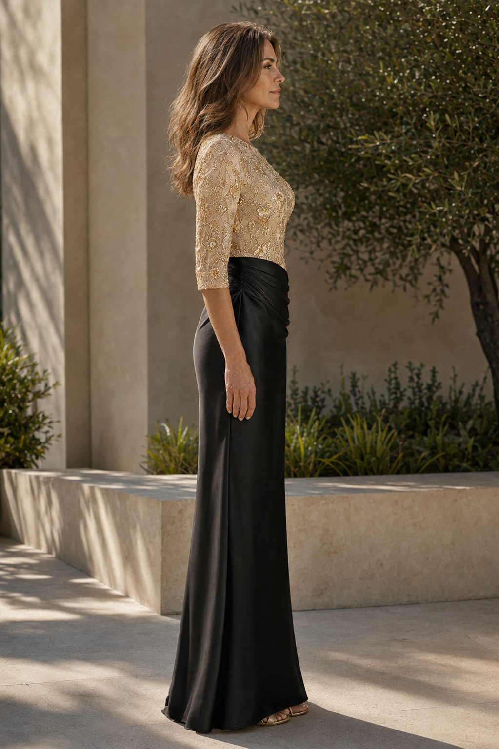 Besticktes Oberteil, 3/4-Ärmel, Etui-Abendkleid
