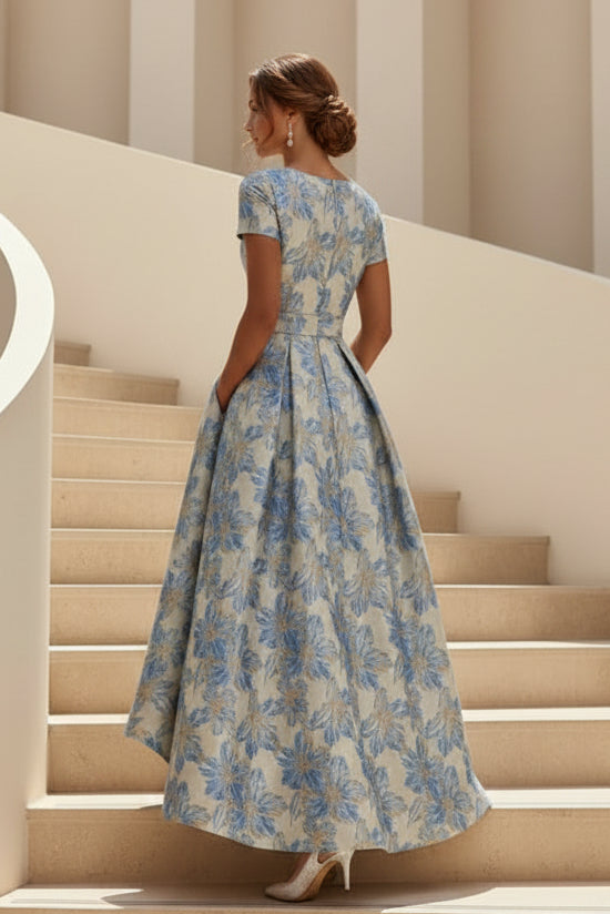 Blumen-Jacquard-High-Low A-Linien-Abendkleid
