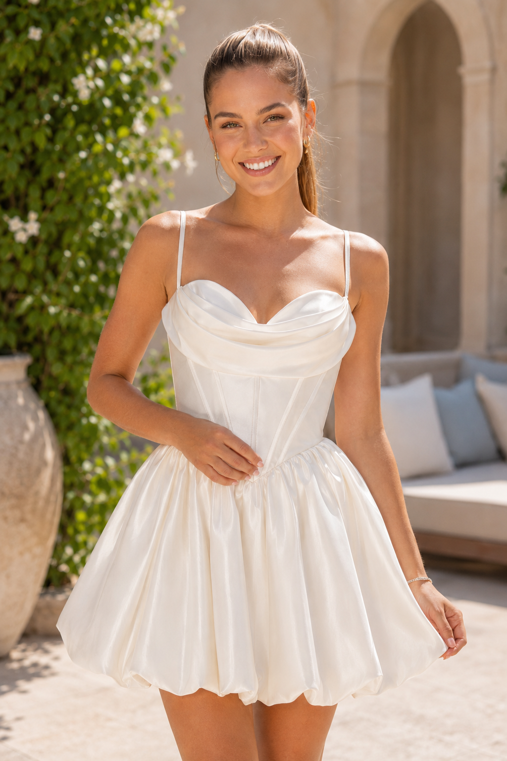 Satin-Korsett-Minikleid mit Blasenrock
