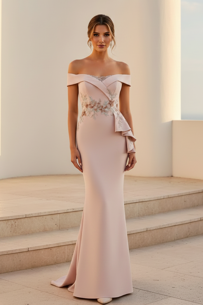 Trägerloses Meerjungfrauenkleid mit Stickereien