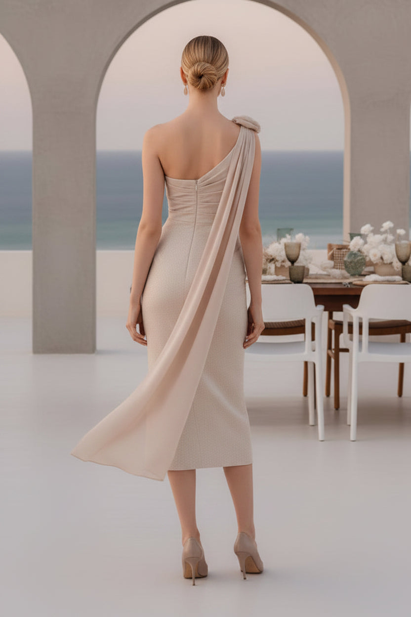 Asymmetrisches Pailletten-Midikleid mit 3D-Blumen
